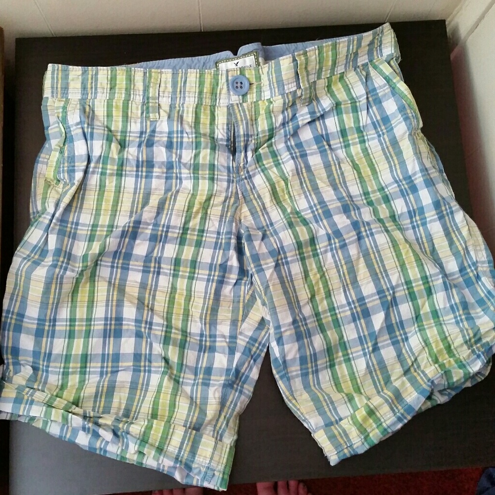 Like new ae shorts